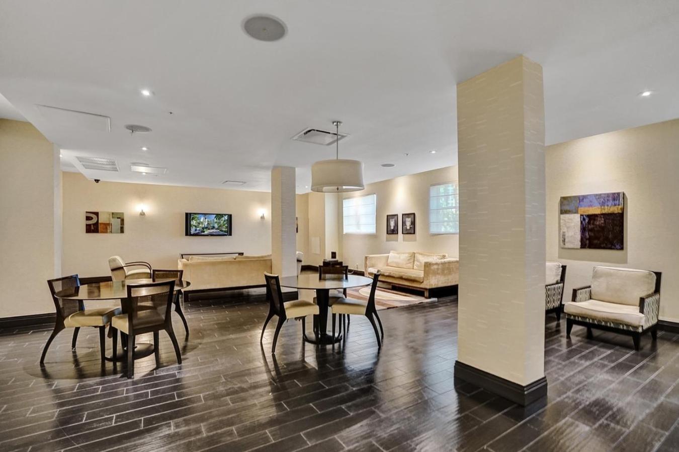 2Bd Condo Christmas Retreat Pool Beachside Hollywood Exterior foto